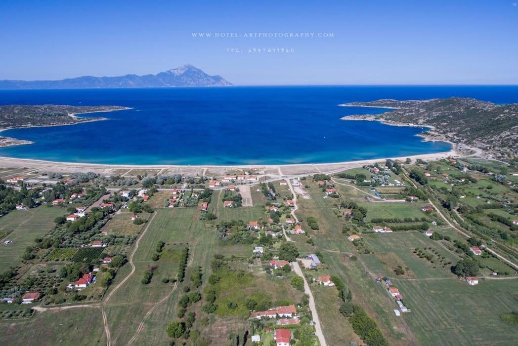 Traditionelles Appartement Athos Shadow Am Meer Paralia Sikias Eksteriør bilde