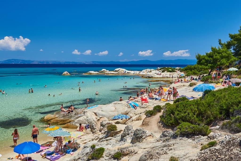 Traditionelles Appartement Athos Shadow Am Meer Paralia Sikias Eksteriør bilde