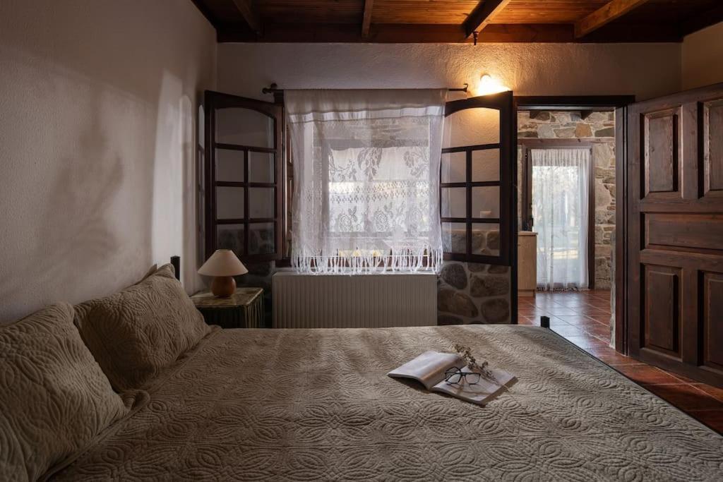 Traditionelles Appartement Athos Shadow Am Meer Paralia Sikias Eksteriør bilde